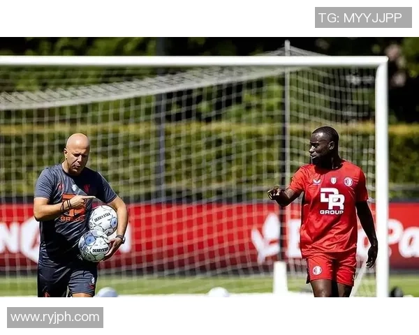 10胜夺冠→7败争四！利物浦砸亿引援，魔鬼路程为何反差逆天？